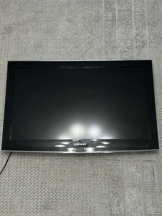 Телевизор Samsung