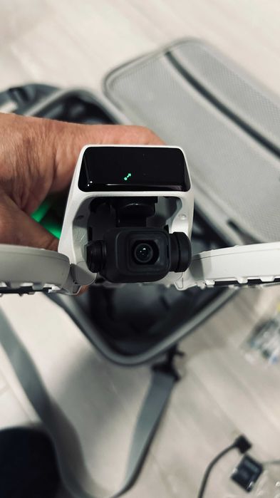 Dron DJI FLIP   +  case