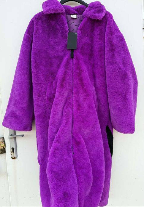 Nike Teddy Bear уникално дамско пролетно палто Л размер Ново