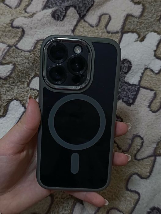Продаю iPhone 15 pro