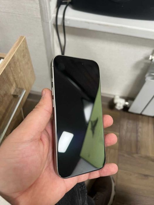 Продается iPhone 15 Pro 512 гб 88%