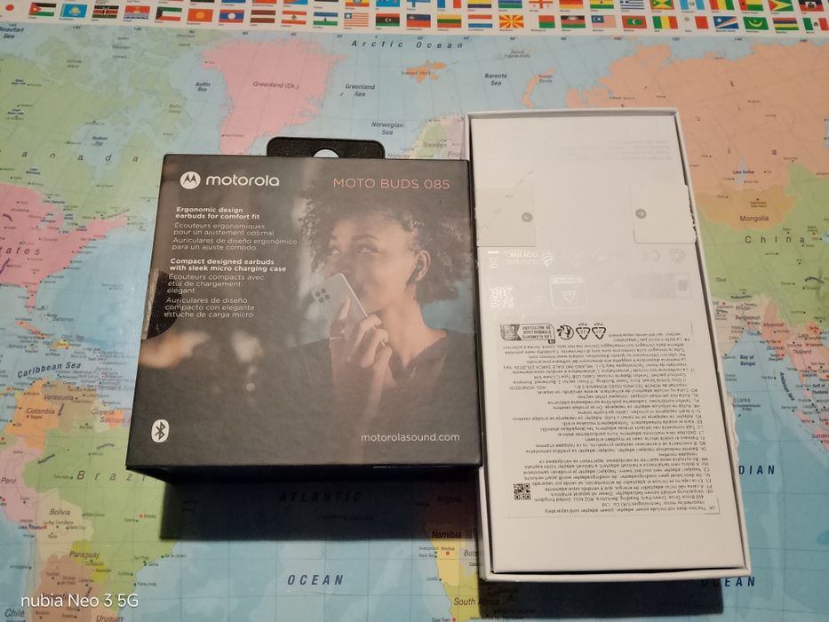 Honor X7b la cutie cu accesorii utile