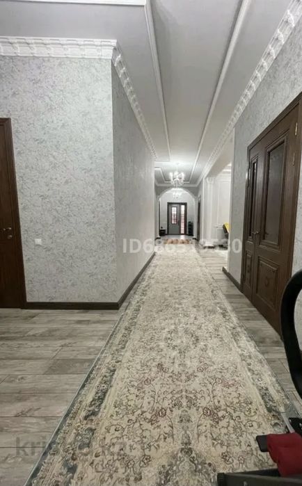 Продам ковёр дорожку.