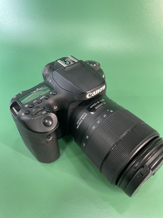 Canon 90D sotiladi 18-135mm obektiv bilan
