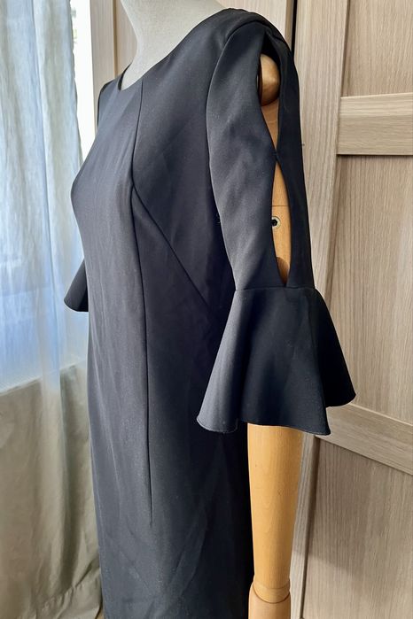 Малка елегантна черна рокля DiKa