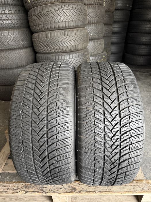 2 anvelope iarna 245/40/18 , Bridgestone , 6.5 mm !