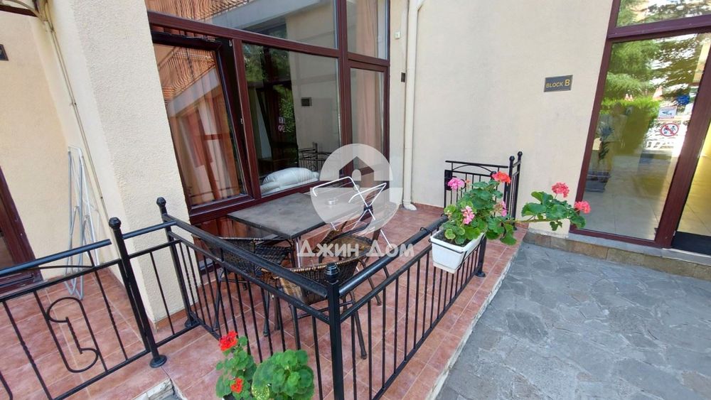 Продава се Двустаен апартамент в к.к. Слънчев бряг - 51 кв.м за 1236 €/кв.м - Снимка #7