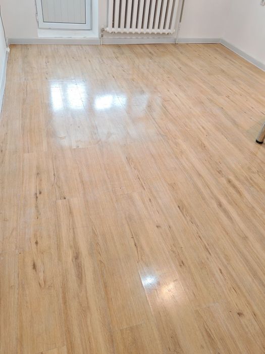 Паркет сатылады.