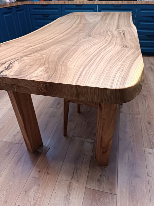 Столы из слэба карагача