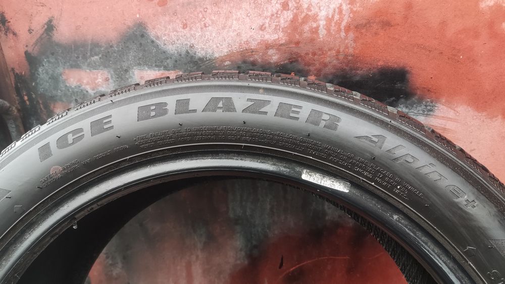 2бр. зимни гуми 205/50/17 Sailun Ice Blazer 
dot23
6.9mm
Добро състоян
