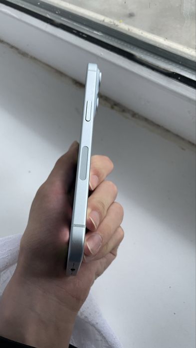 iphone 15 E-sim 128 срочно