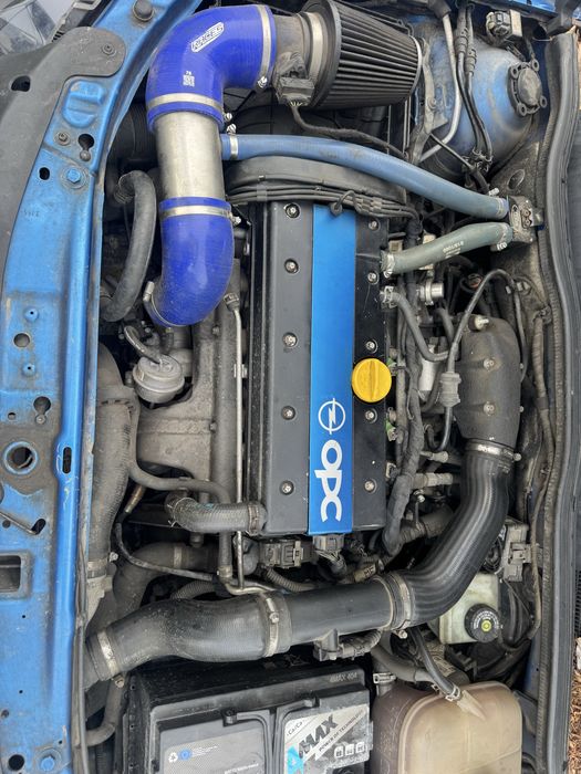 Opel Astra H GTC OPC