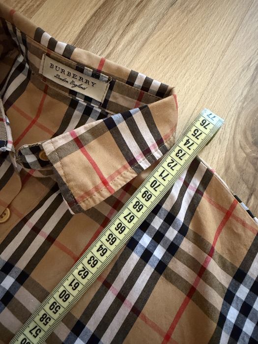 Дълга жилетка, Дънков елек Zara, елек с гол гръб Zara, потник Cliche, риза Burberry