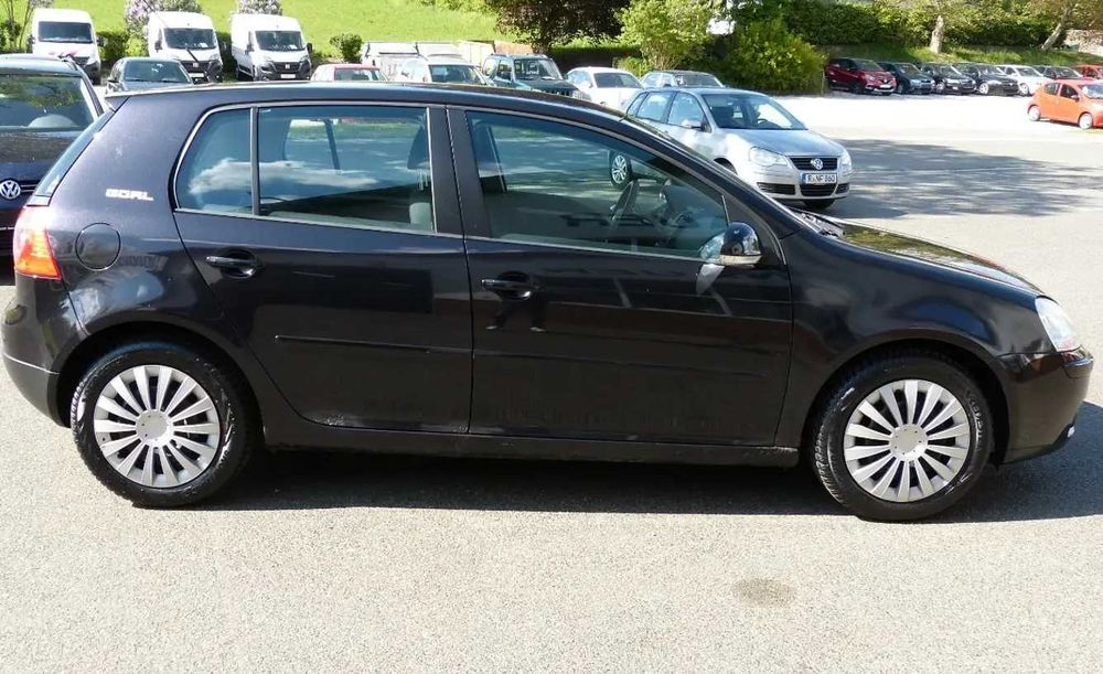 На Части Volkswagen Golf 5 2.0tdi 140к.с. 2005г.