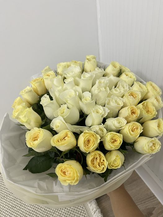 Цветы живые 51 роза