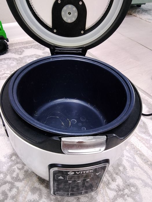 Продам vitek электро мультиварка