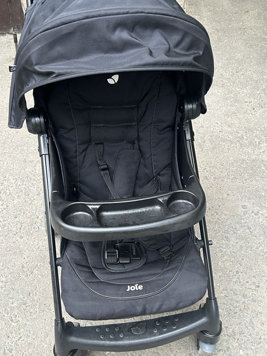 Продам коляску Joie прогулочную