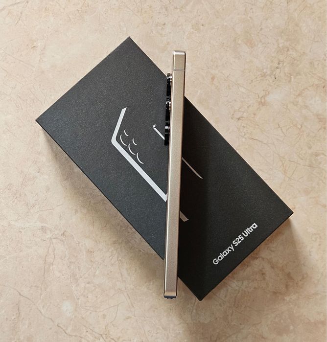Samsung S25 Ultra 512 gb la cutie