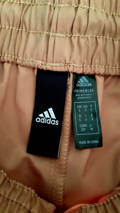 Къси панталони Adidas, S