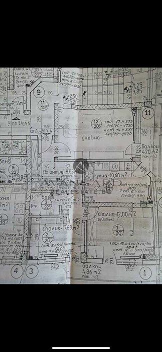 Продава се Тристаен апартамент в Пловдив, Център - 81 кв.м за 2087 €/кв.м - Снимка #11