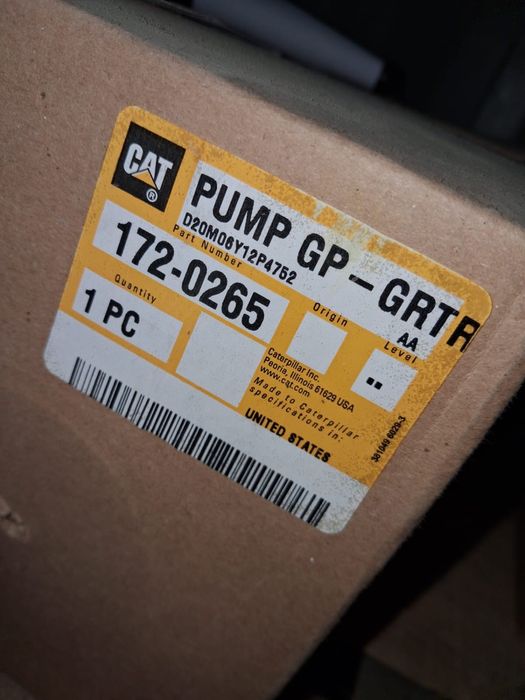 Продам запчасти на Cat в оригинале