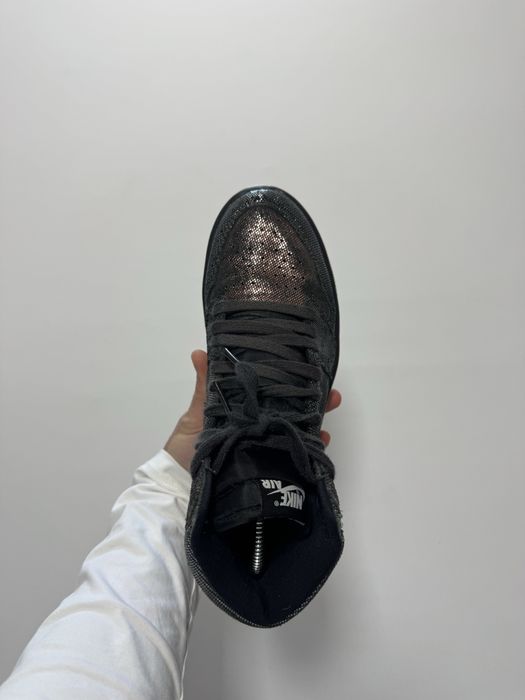 Jordan 1 high fearless bronze & black