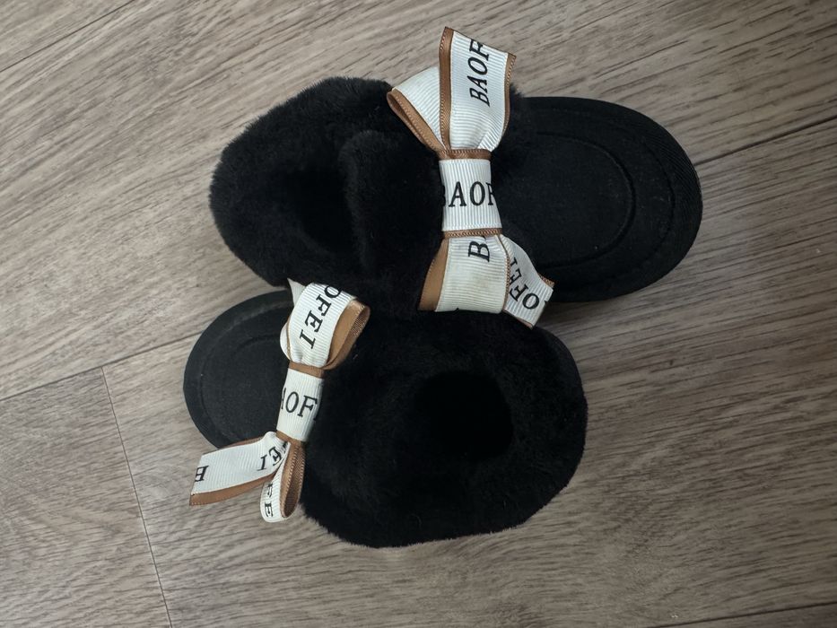 Зимняя обувь на девочку) угги