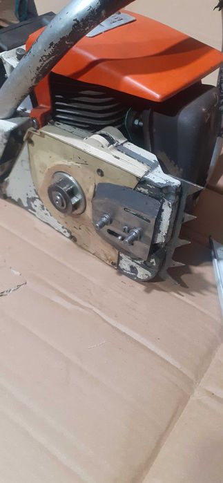 Drujba Stihl 042 AV, profesionala, de 68 cc, functionala, incompleta