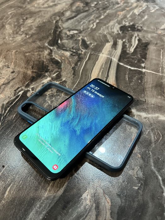 Samsung a50 б/у 128гб