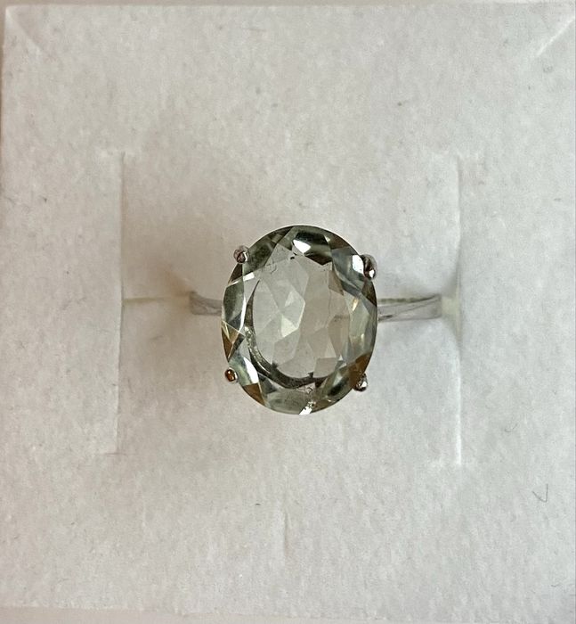 Inel din argint solitar cu ametist verde