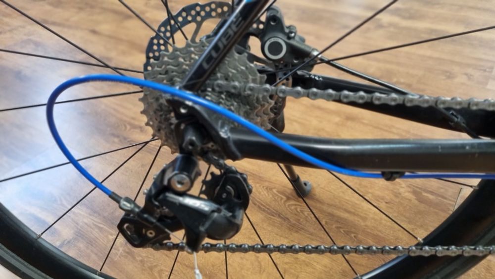 Vand bicicleta gravel de oraș  Cube Sl Road în stare foarte buna