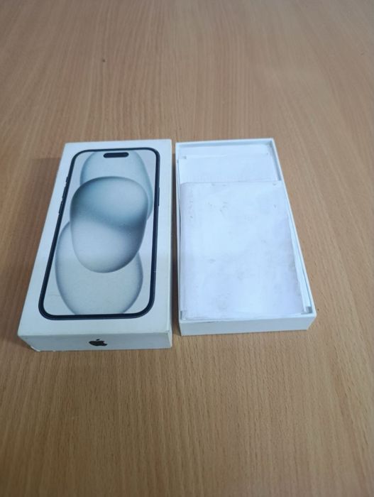 Продам iPhon 15 128gb 77%
