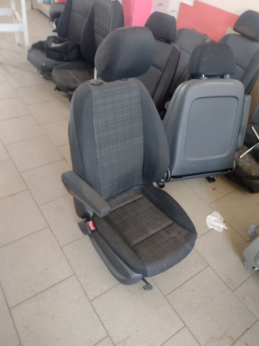 Scaun(bancheta) simplu pasagerMercedes vito 2016