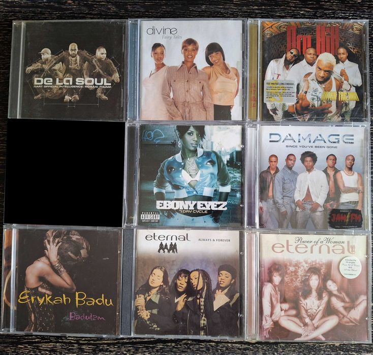 Албуми на Aaliyah, Blackstreet, Dr Dre, Erykah Badu, Dru Hill, Beastie Boys, Ice T, LL Cool J, Twista, Lucy Pearl, TLC, TQ, Jay-Z и още ...