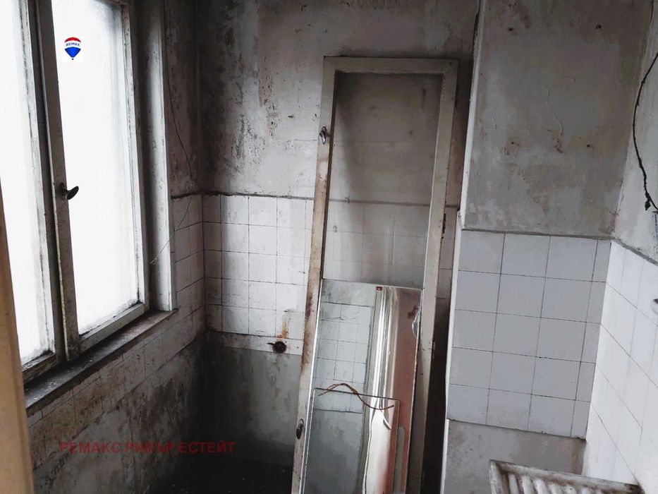 Продава се Двустаен апартамент в Русе, Здравец - 49 кв.м за 760 €/кв.м - Снимка #9