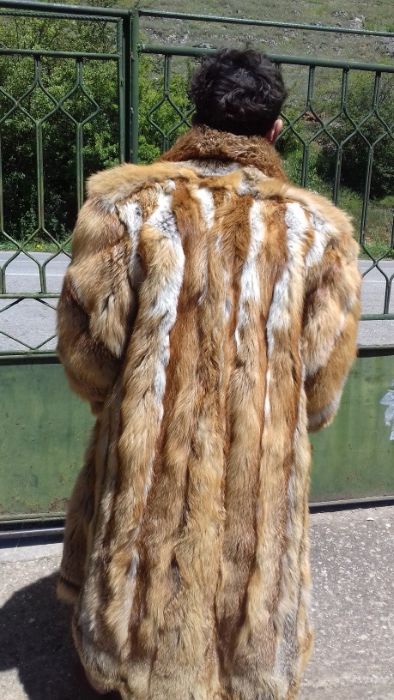Дамско дълго палто от лисици