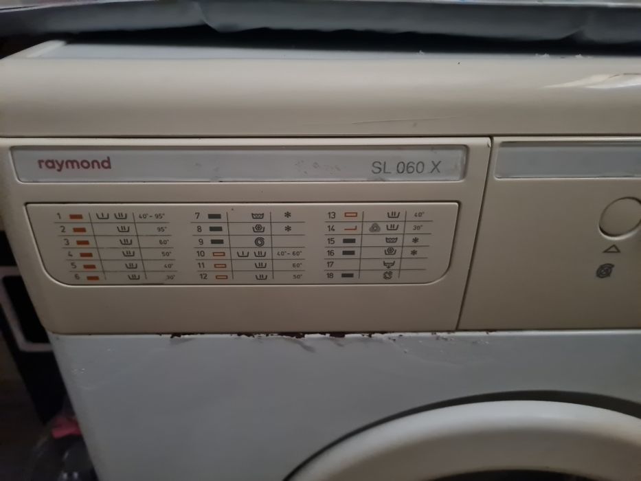Пералня Raymont работеща, загубен бутон.