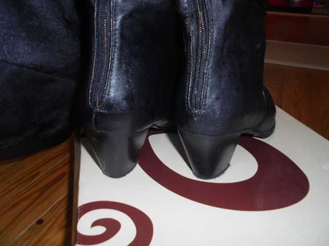 Черни дълги ботуши