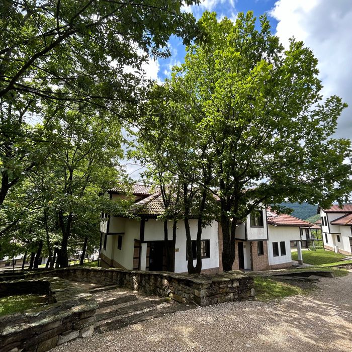 Къщи за гости “Геша Форест”