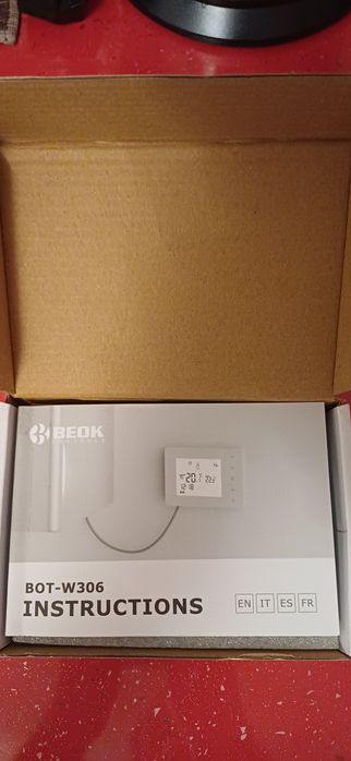 Termostat digital BEOK BOT-W306 NOU, programabil, centrală termică, cu fir