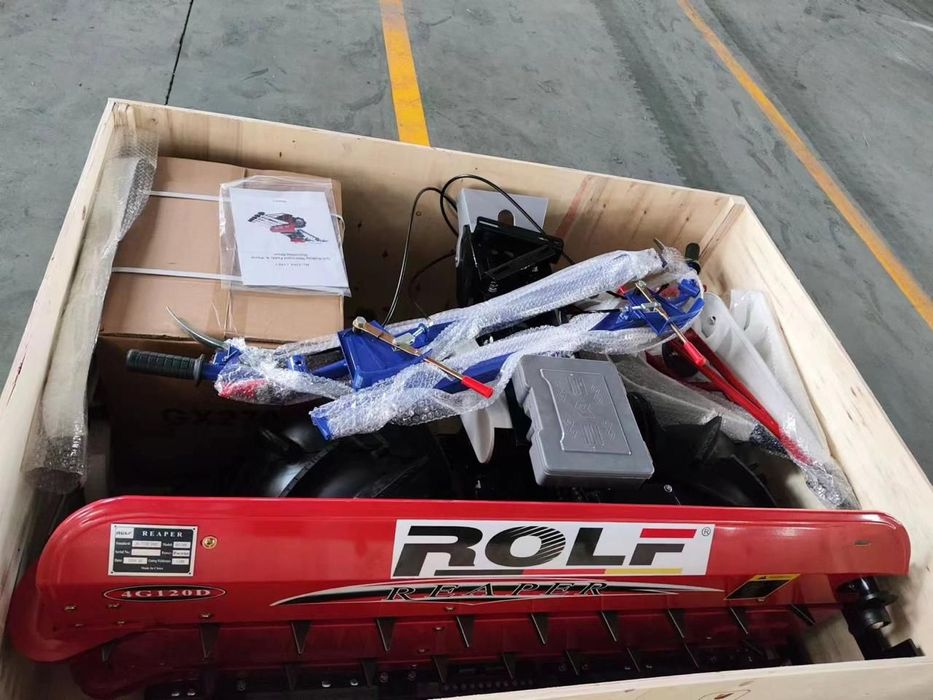 Бензиновая касилка rolf