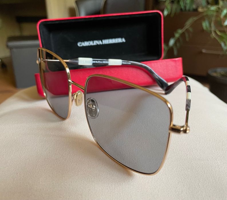 Дамски слънчеви очила CAROLINA HERRERA