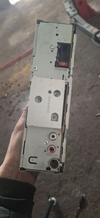 Автомагнитол кенвуд