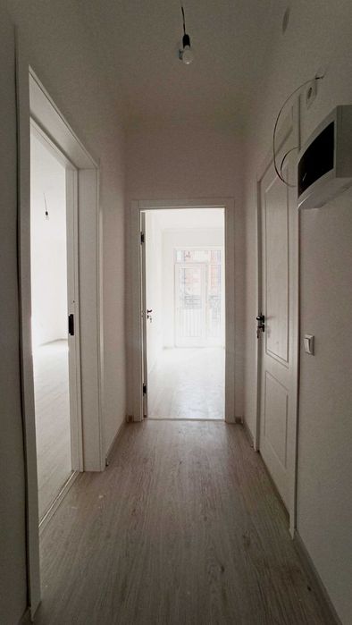 Срочно сотилади. 1 хона 2 этаж. Мусаффо МАСКАН ТЖМ. Водник ID:OY 61