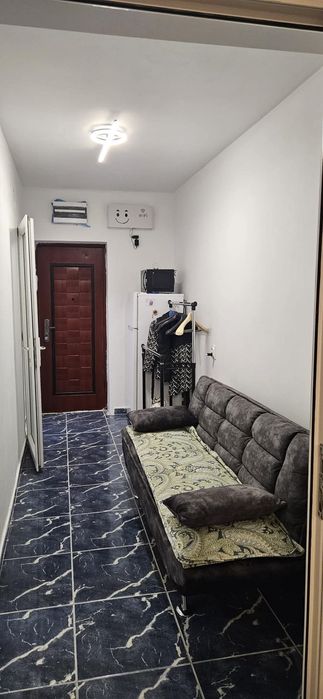 Studio 34 mp complet mobilat si utilat modern, zona Far-Abator, etaj 3/4, cu doua locuri de dormit, baie si bucatarie decomandate