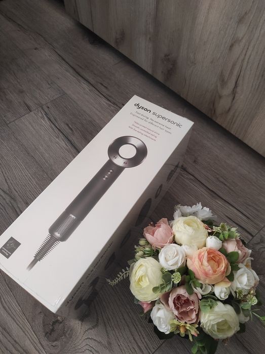 Uscator de par Dyson