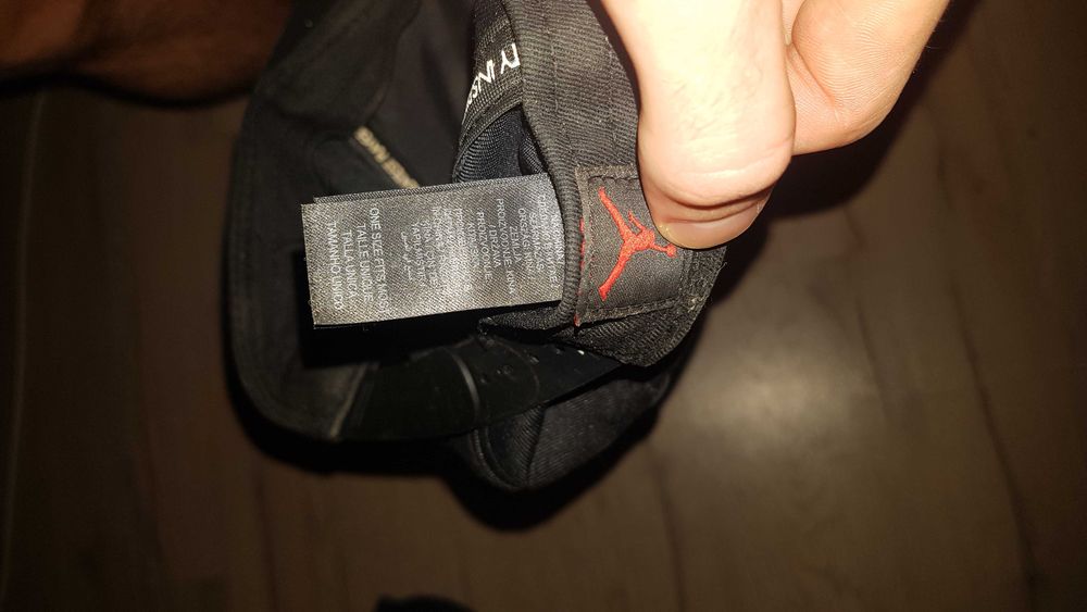 Vând Sapcă Jordan originală