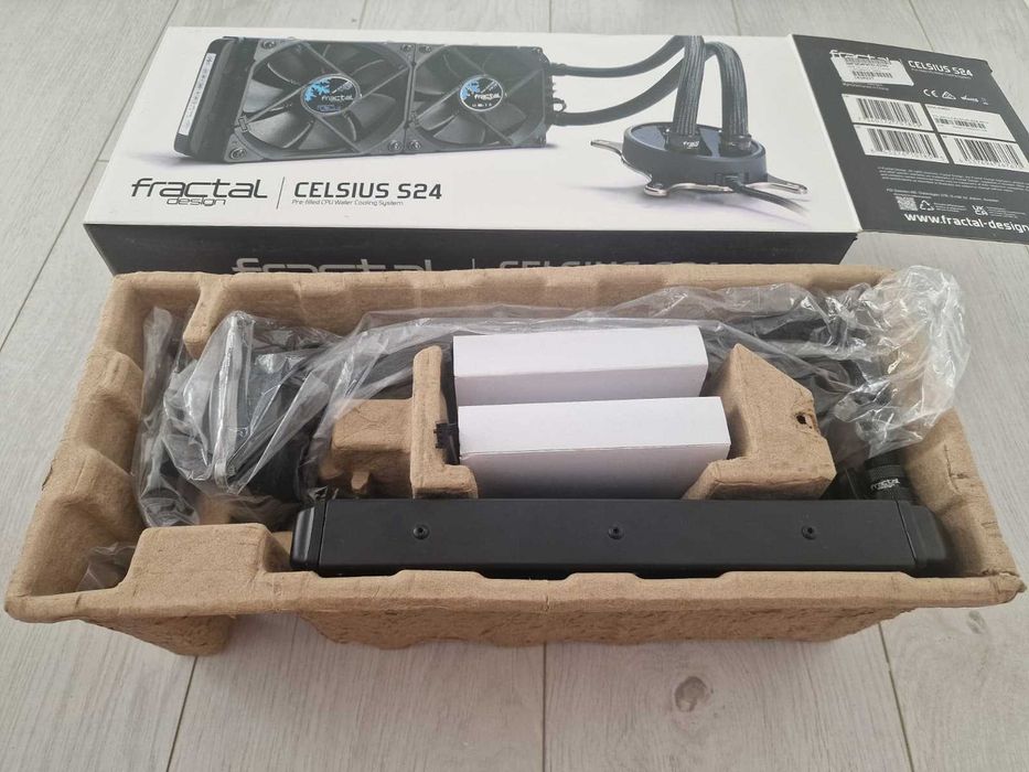 Cooler CPU Fractal Design Celsius S24 Black