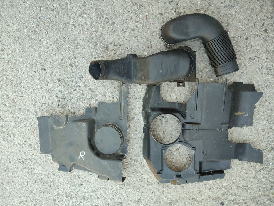 Привозной пластики фар на БМВ Е34