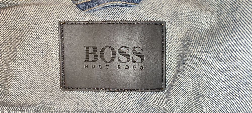 Джинсовая куртка Hugo Boss